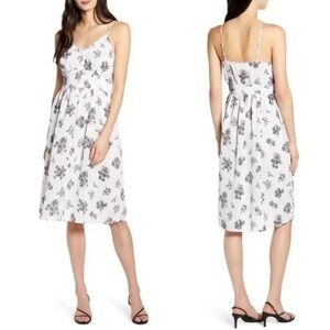 Chelsea28 Purple Puff Dahlia Garden Dress Size Small NWT